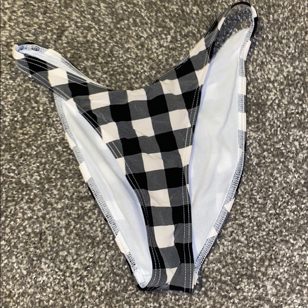 Black and white checkered boomerang bikini bottom